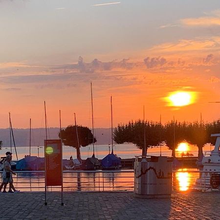 Old Town Charm & Central Location In Rapperswil Екстер'єр фото