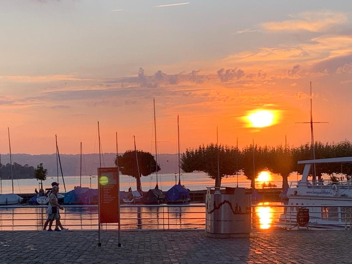 Old Town Charm & Central Location In Rapperswil Екстер'єр фото